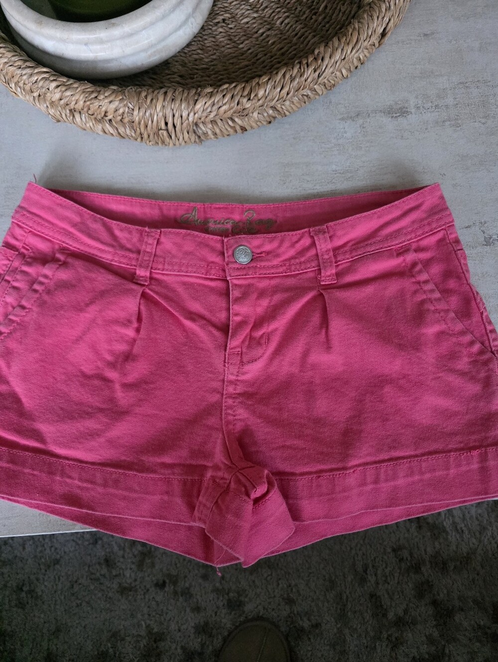 💖 American Rag Hot Pink Shorts – Size 5 💖